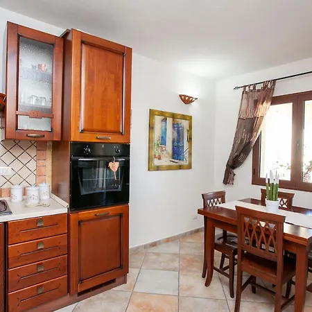 Apartament Villino Ginestra San Teodoro (Sardinia)